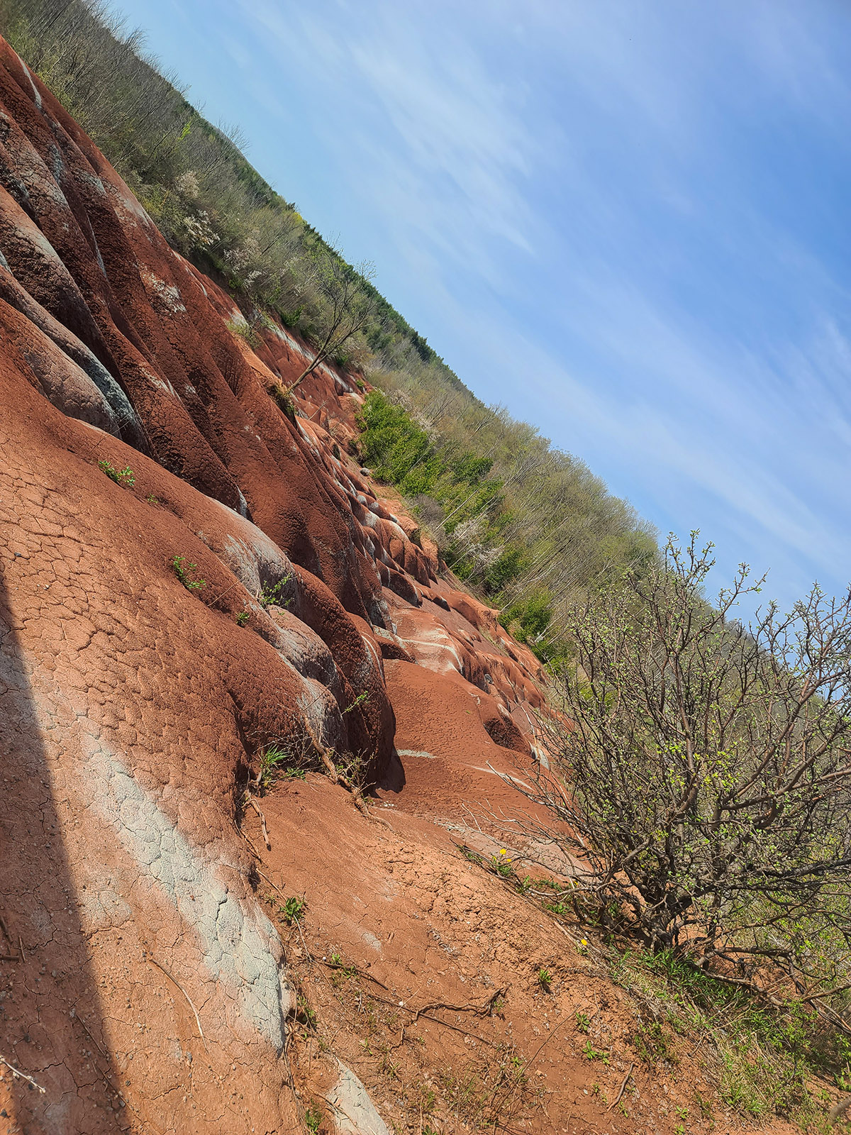 Red shale formations at the Cheltenham Badlands.